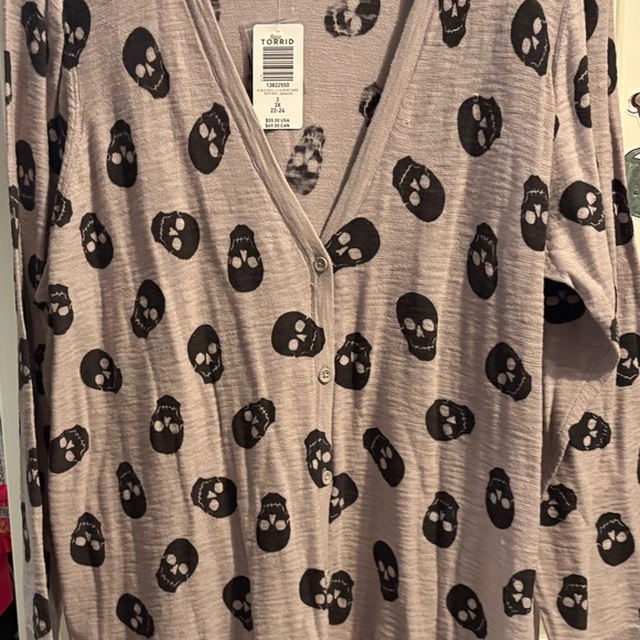 torrid Sweaters - 121- Torrid Gray Skull Pattern long Cardigan
